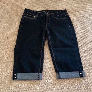 Petal pusher noir capris